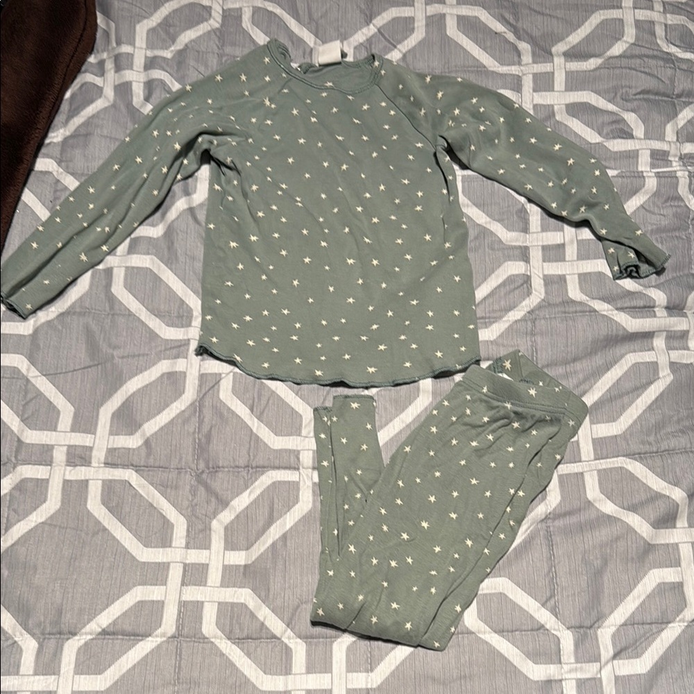 H&M Green Pajama Set with Star Design